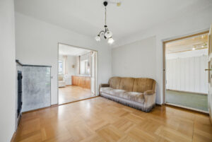 angrenzendes Esszimmer