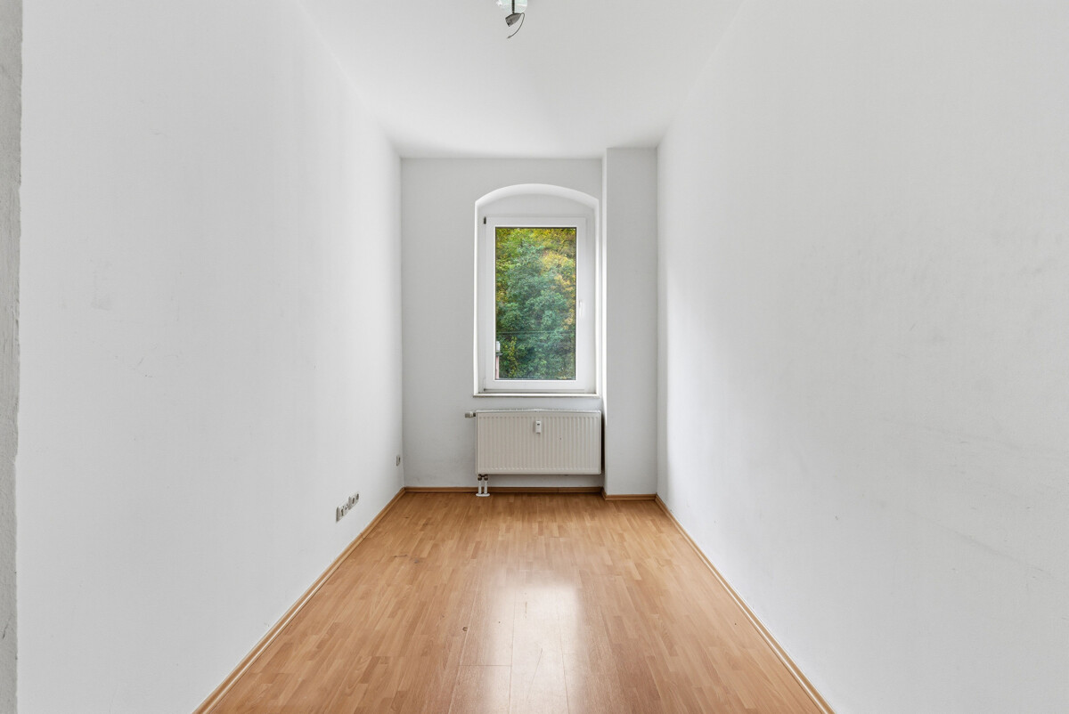 angrenzendem Arbeitszimmer