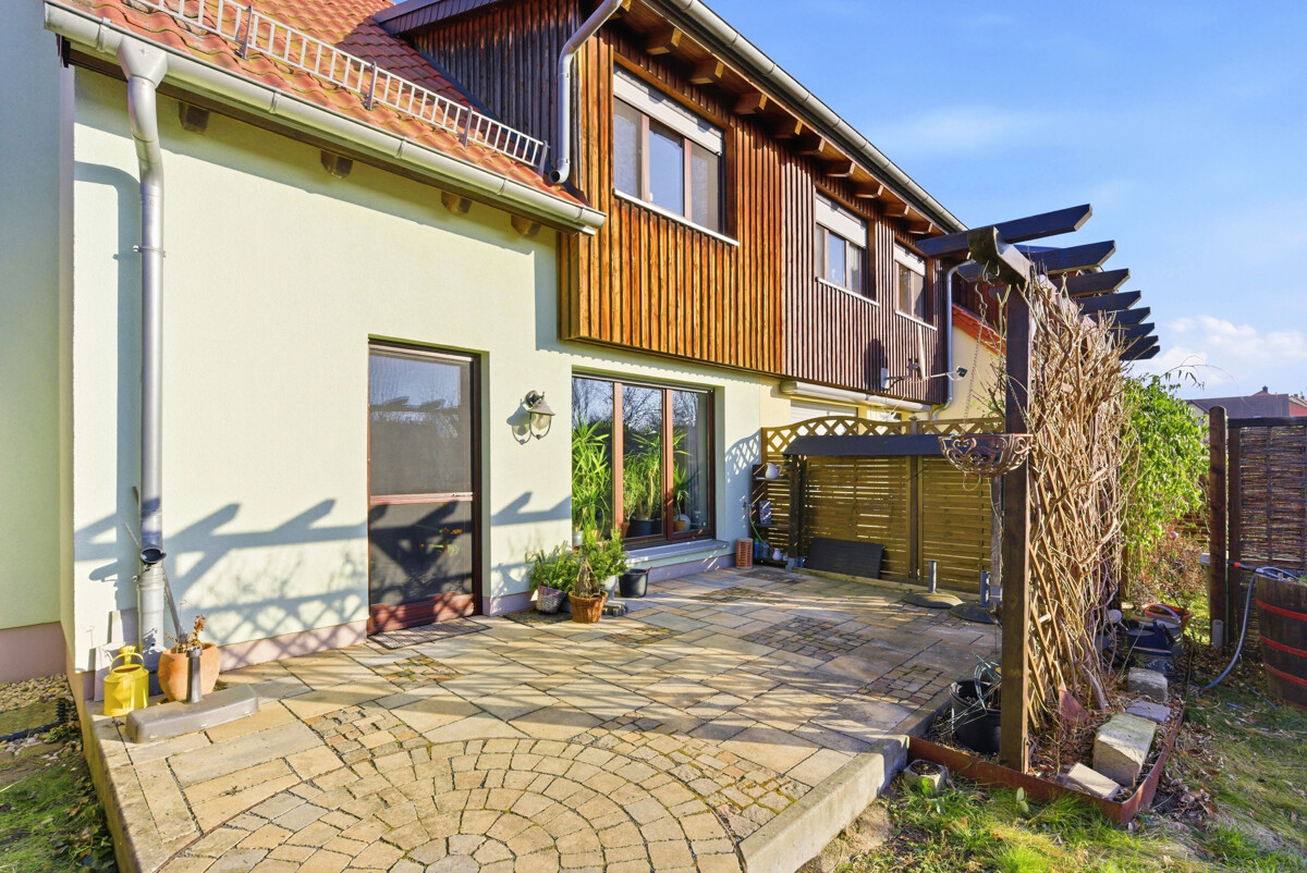 Terrasse und Garten
