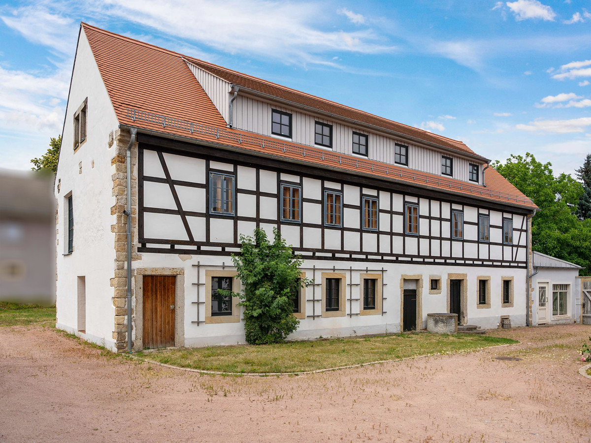 Teilsaniertes Fachwerkhaus
